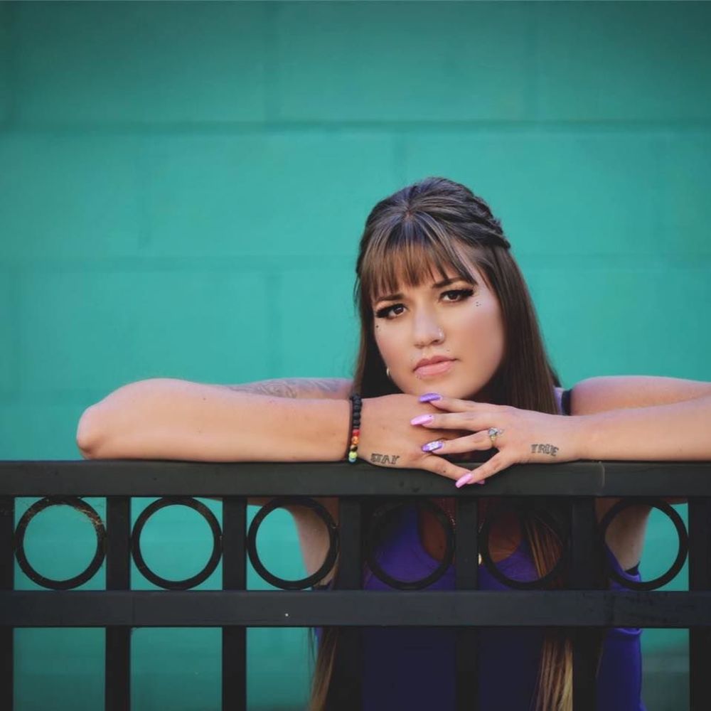 Meet your Posher, Jennifer